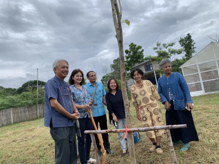เครือข่ายสันกำแพง “6 โหม้งโหล่งผญ๋า” จับมือ อบจ.เชียงใหม่ ขยายพื้นที่สีเขียวสันกำแพง