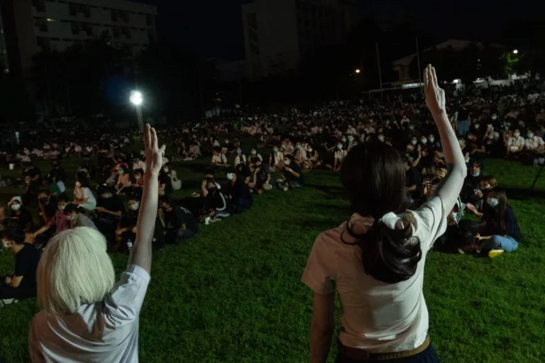 จากบ่อน้ำบำบัดความกระหายจนถึงดินแดนเสรีภาพทุกตารางนิ้ว: ประชาธิปไตยจะงอกงามอย่างไรในรั้วมหาวิทยาลัยไทย